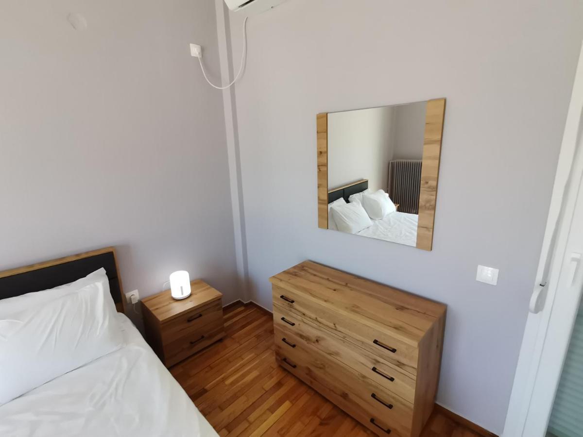 Penthouse Spacious W Super Wifi & Terrace, 2 Min From Metro Athen Exterior foto