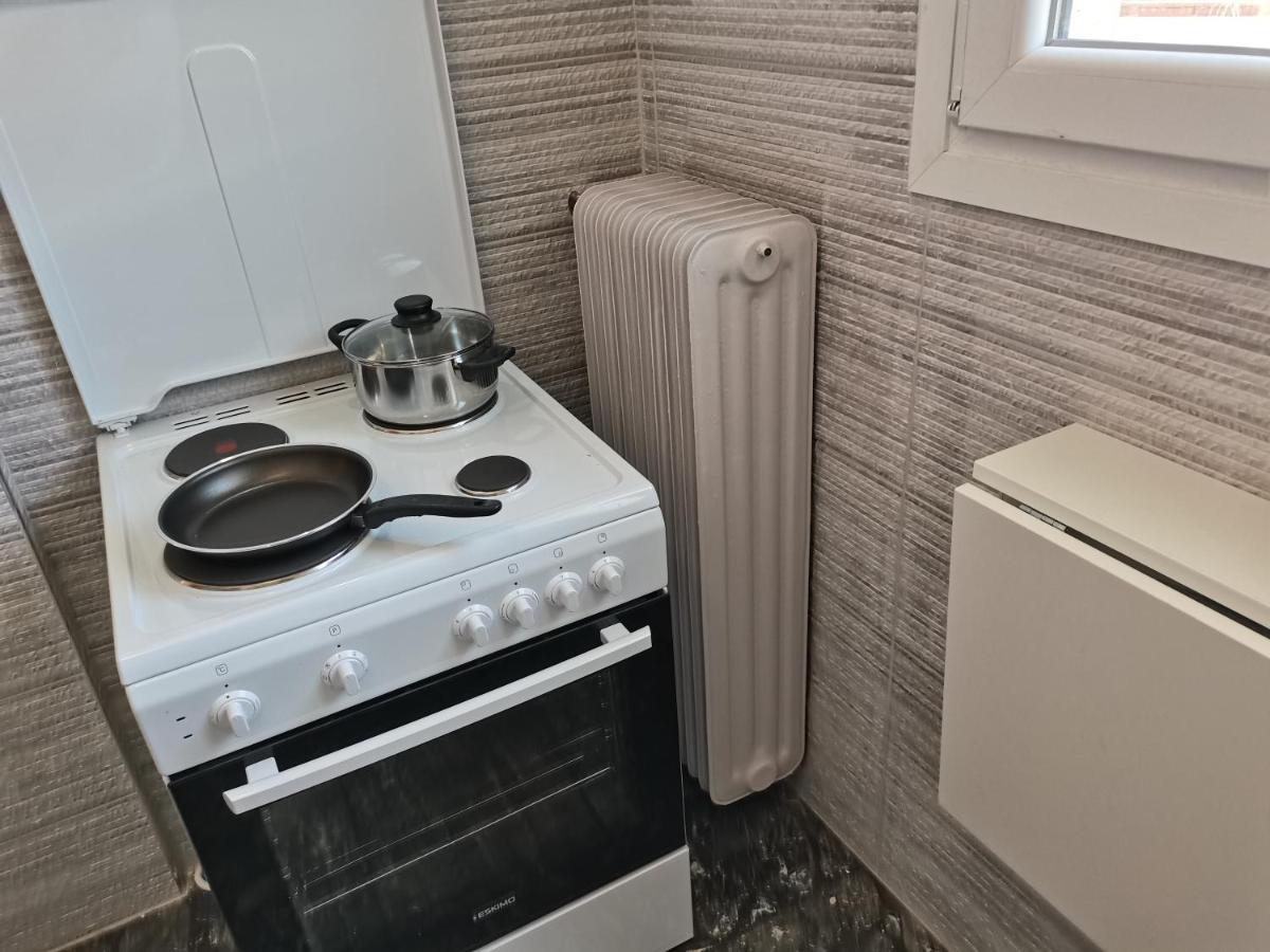 Penthouse Spacious W Super Wifi & Terrace, 2 Min From Metro Athen Exterior foto