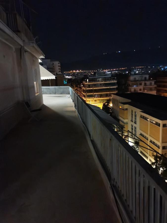 Penthouse Spacious W Super Wifi & Terrace, 2 Min From Metro Athen Exterior foto